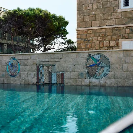 Πανσιόν Orabelle 4*